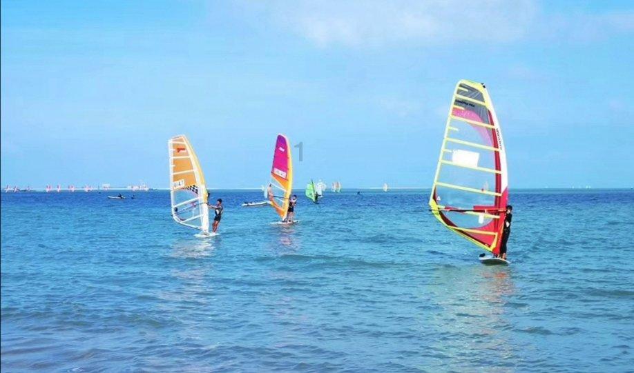 酷派发布5G按键手机“金世纪 Y60”:3.5英寸触摸屏,定位老人机
