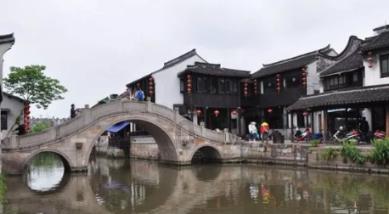 从大城市回小城市工作生活是什么体验和感受？游戏画面